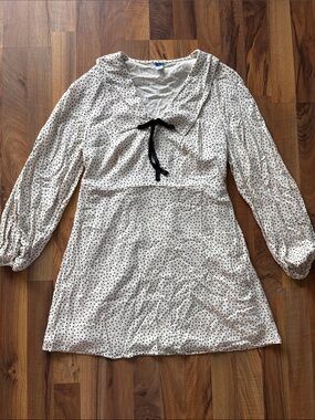Old Navy Cream Polka Dot Long-Sleeve Tunic with Black Bow Size L